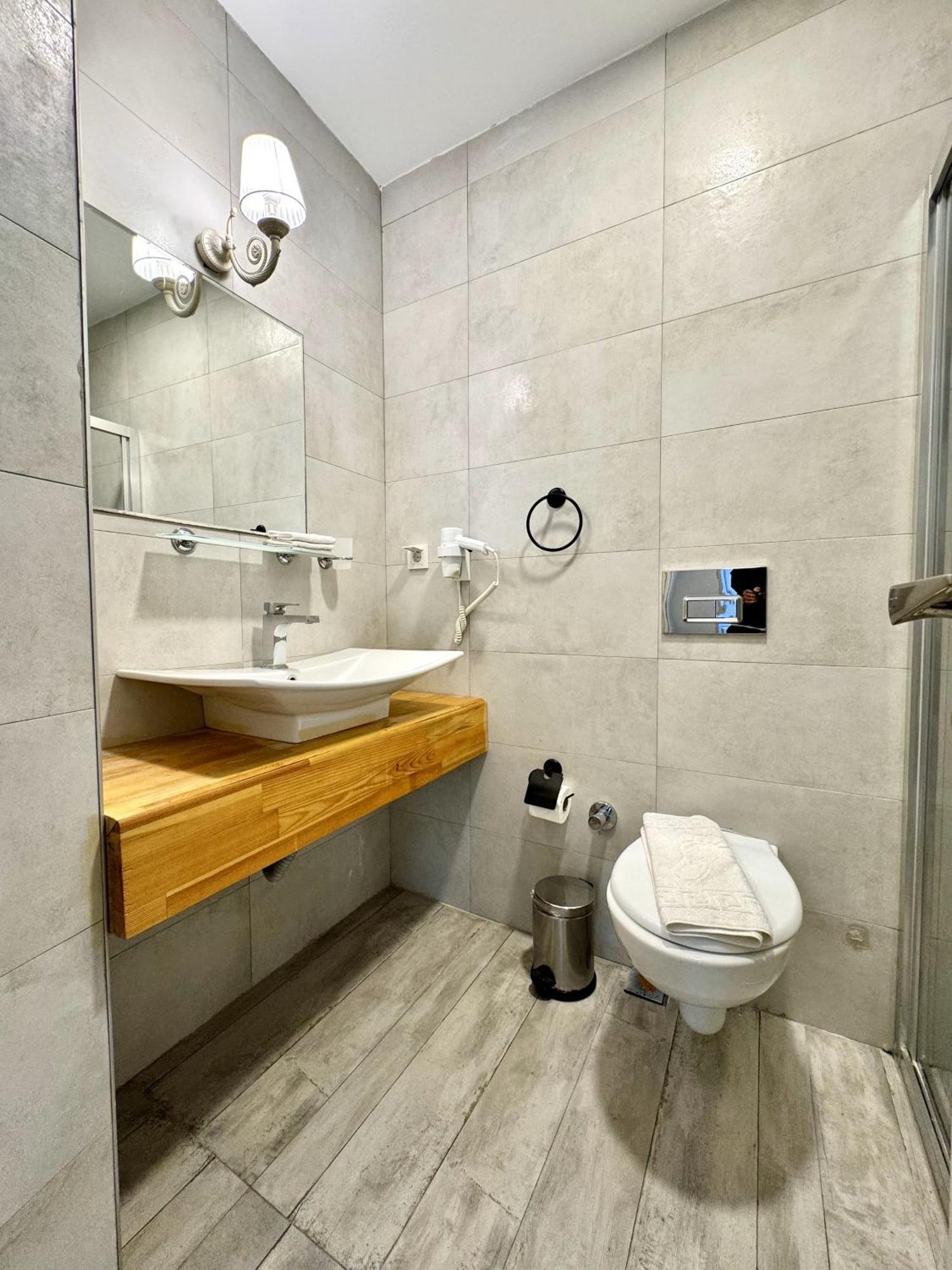 Otel Sulty's